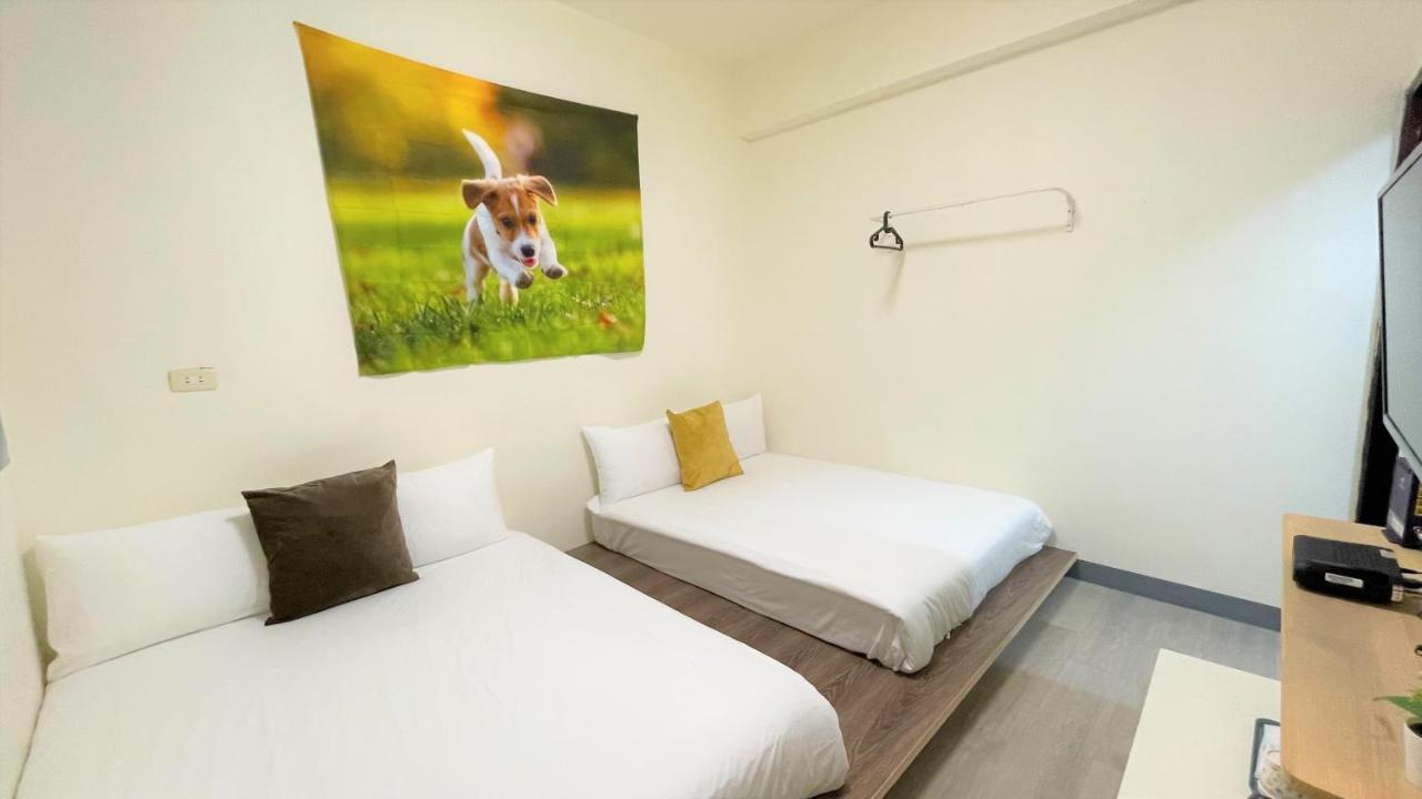 Fengjia 08 Home Taichung Exterior foto