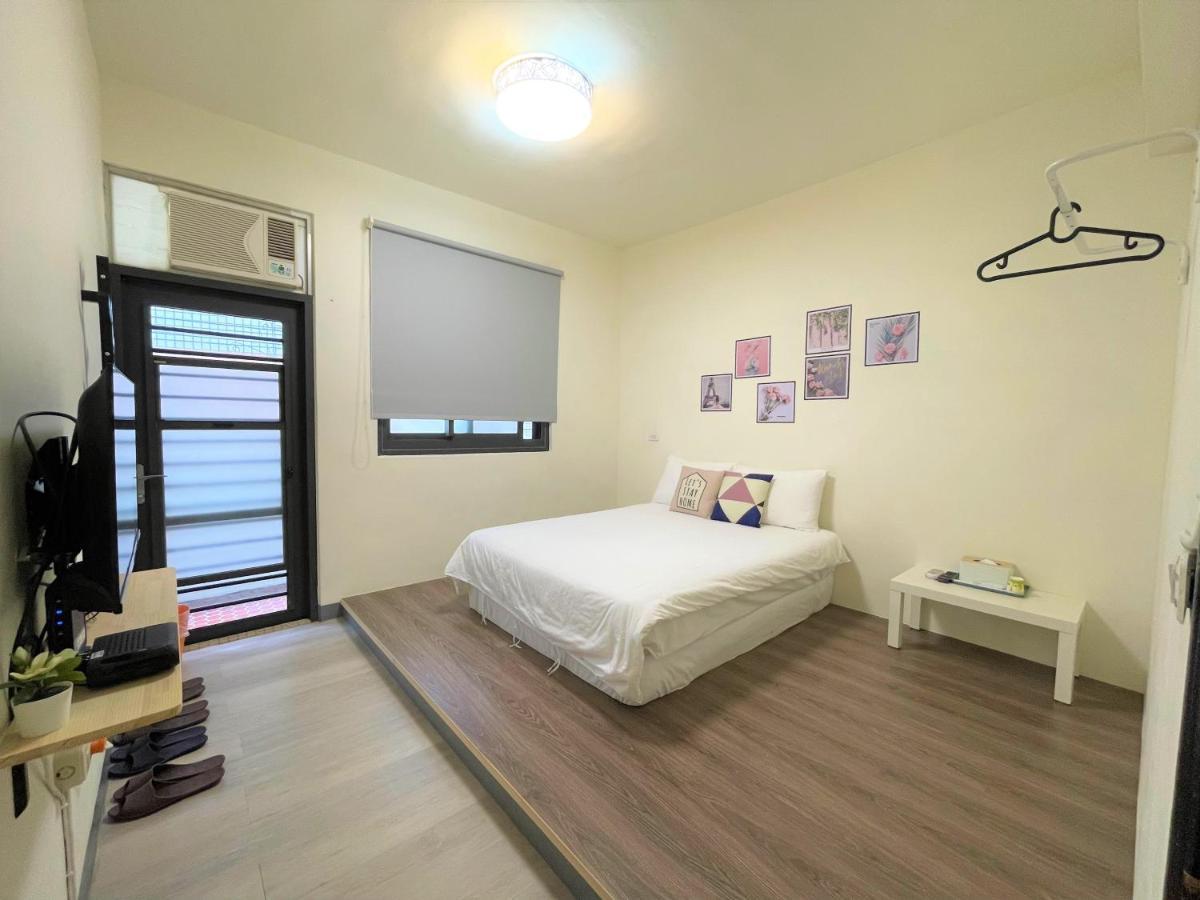 Fengjia 08 Home Taichung Exterior foto